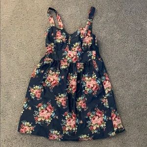 XS floral mini dress
